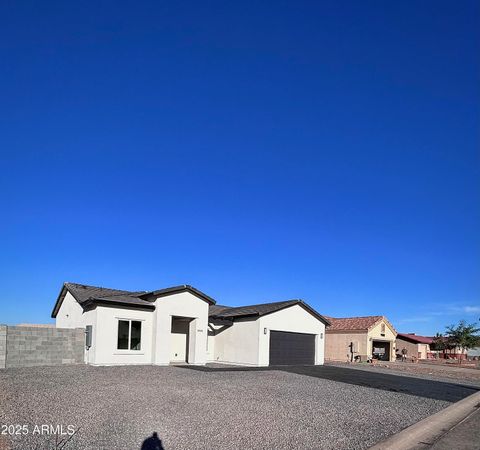 A home in Arizona City