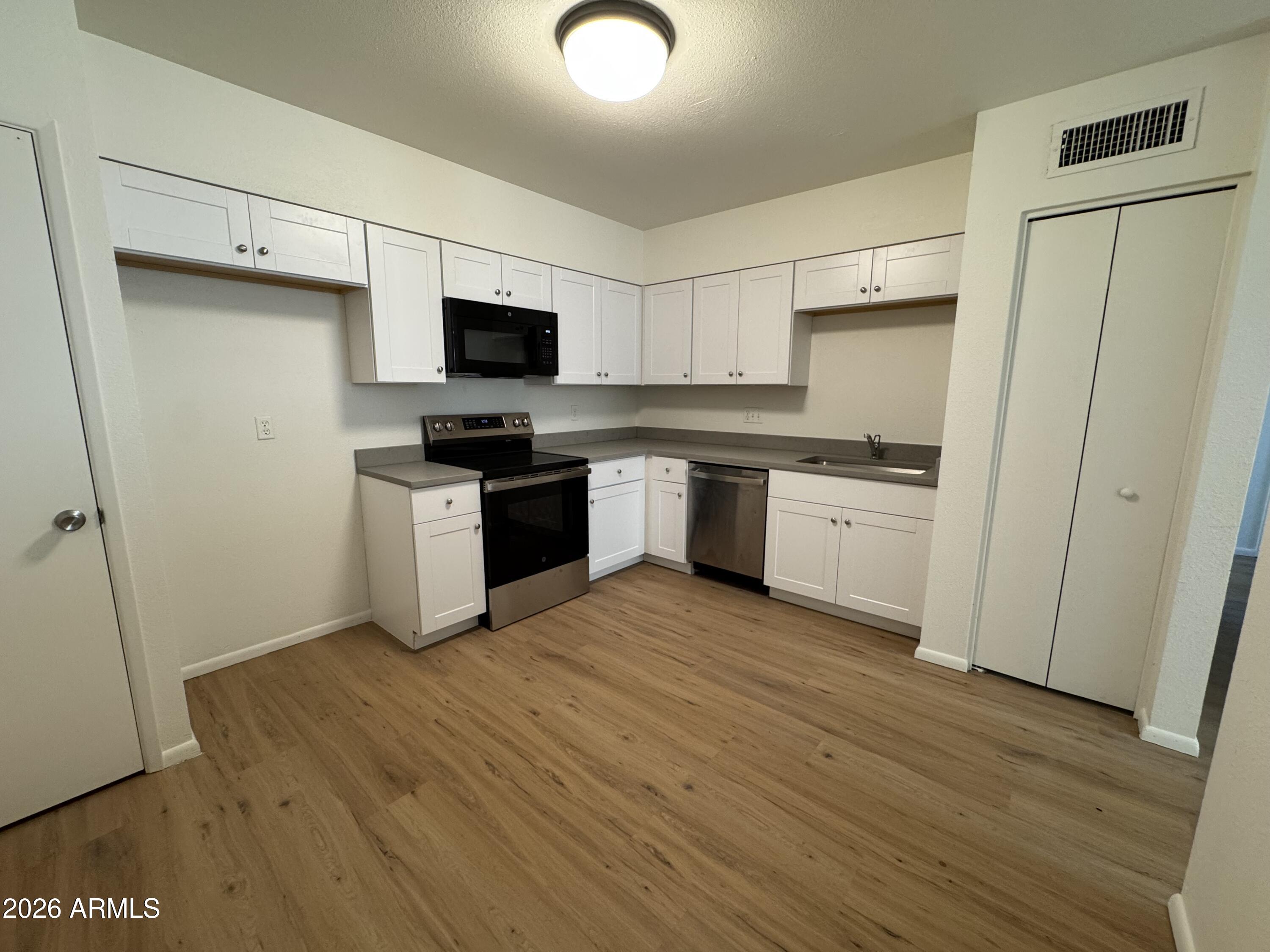 720 S DOBSON Road 70