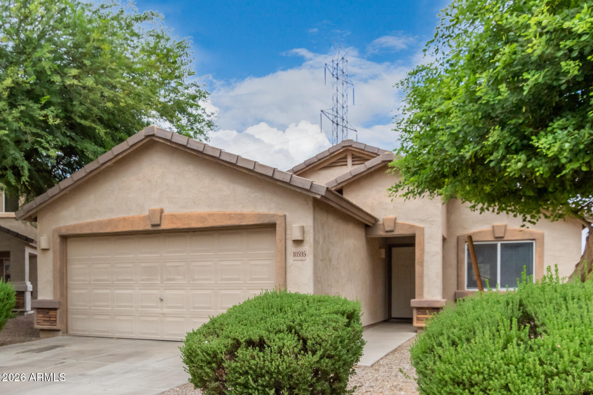 10595 N 115th Drive