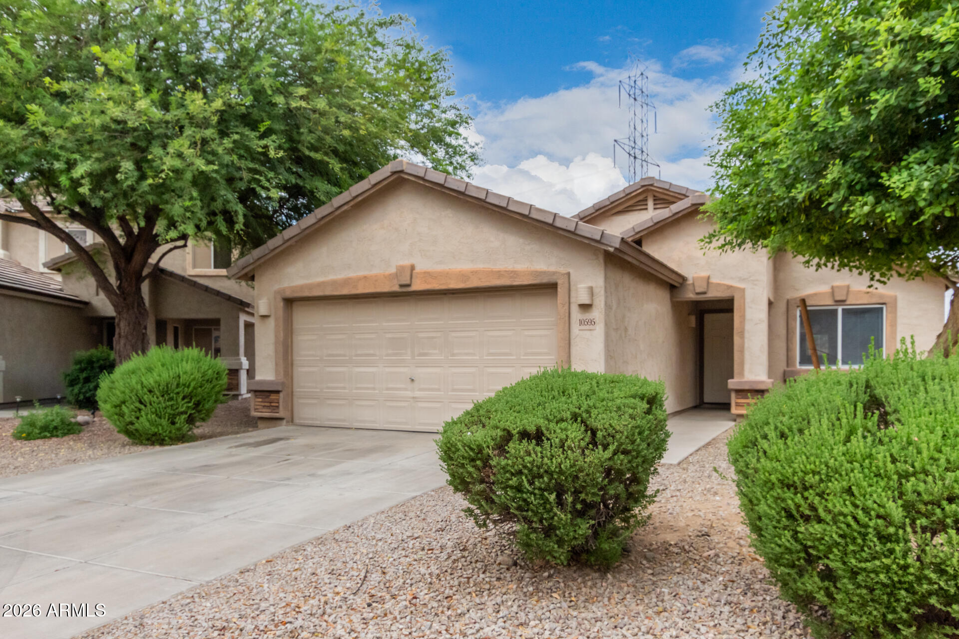 10595 N 115th Drive