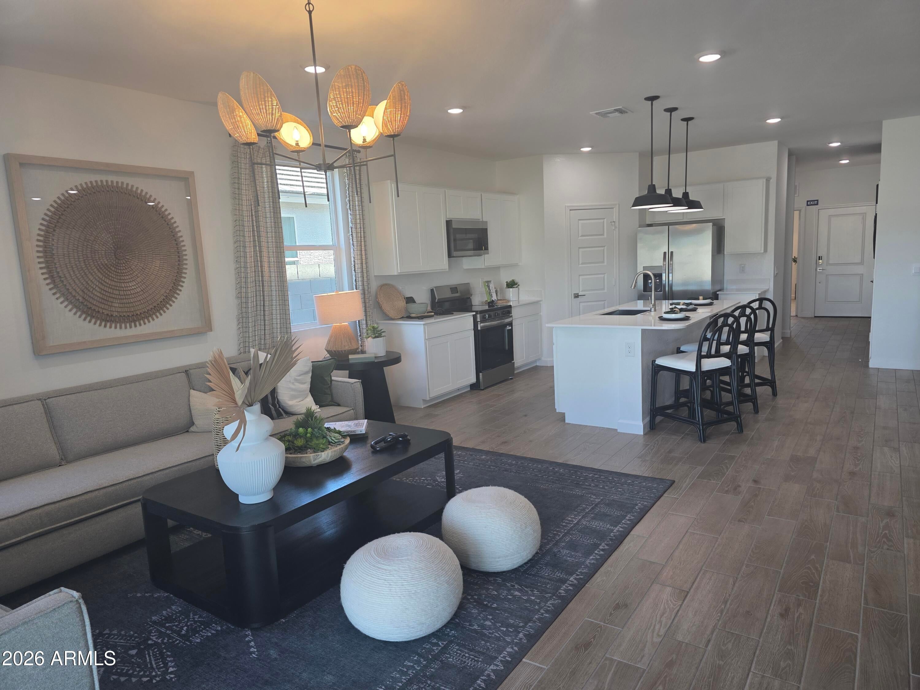 12569 W DAVIS Lane