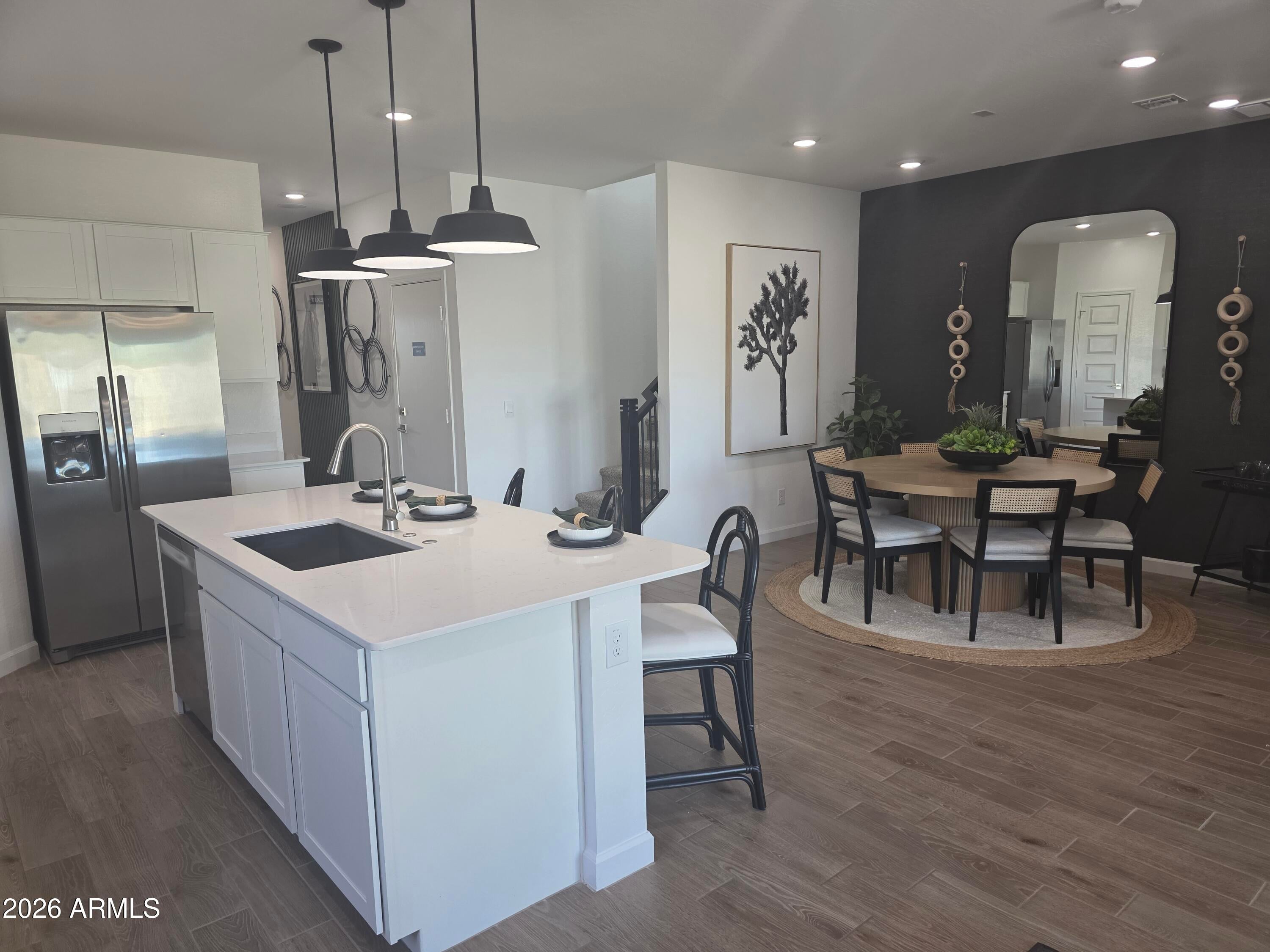 12569 W DAVIS Lane