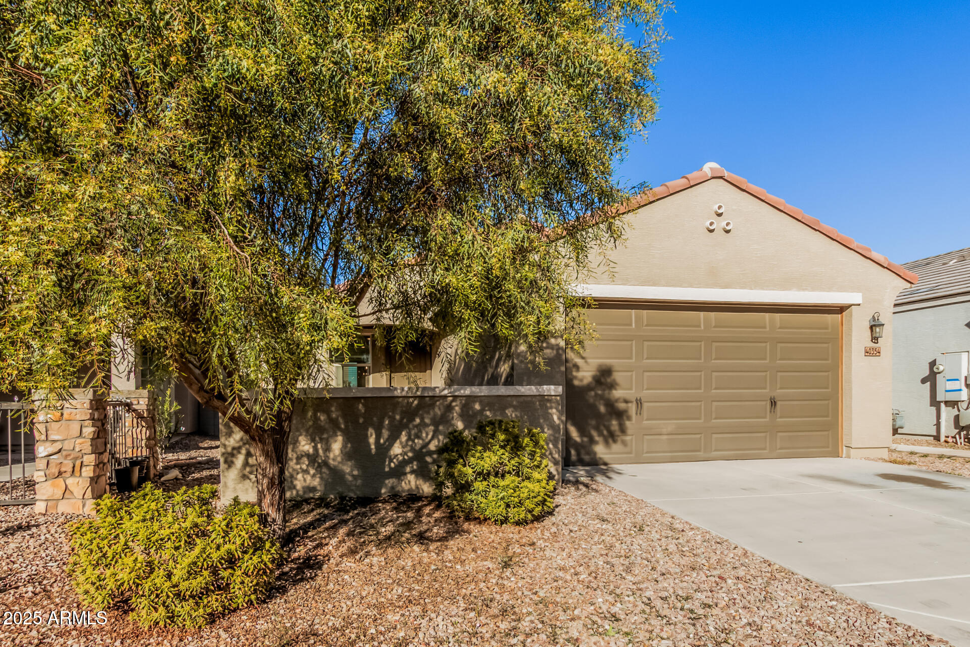 40354 W SUNLAND Drive