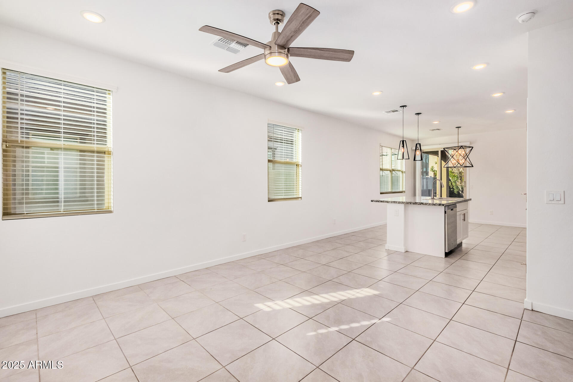 40354 W SUNLAND Drive