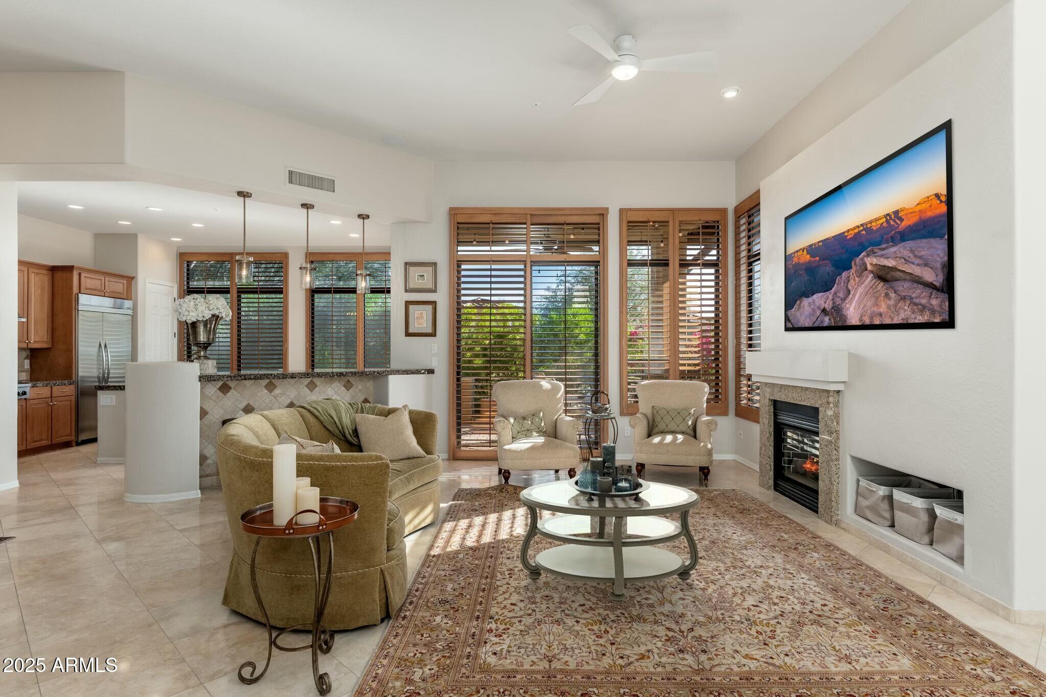 9270 E THOMPSON PEAK Parkway 367