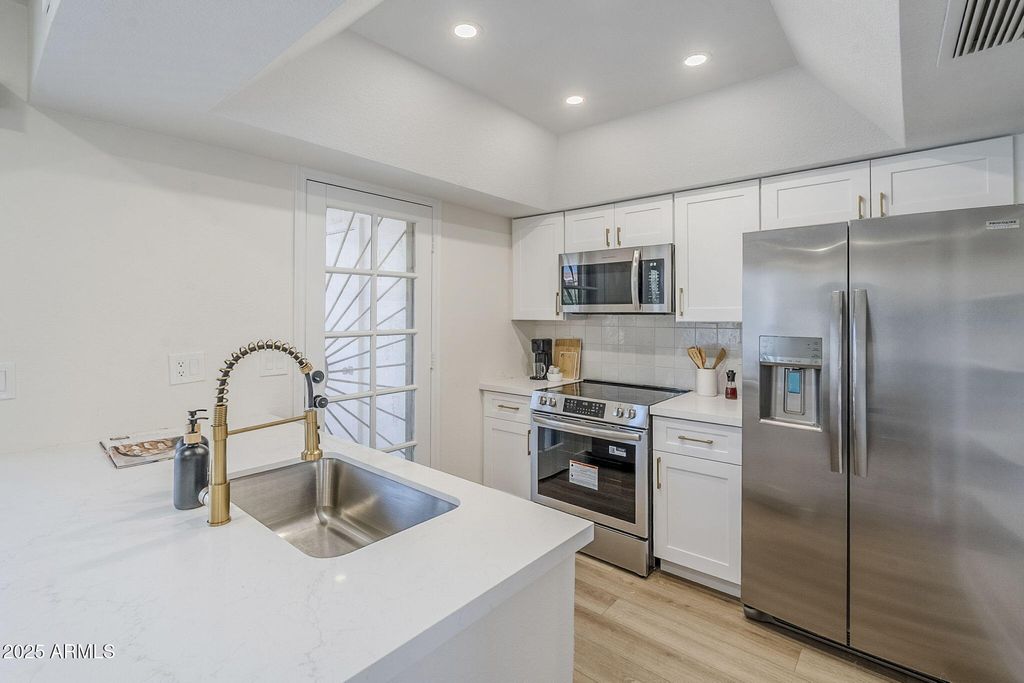 Photo of 2927 N Oregon Street #9, Chandler, AZ 85225 (MLS # 6933884)