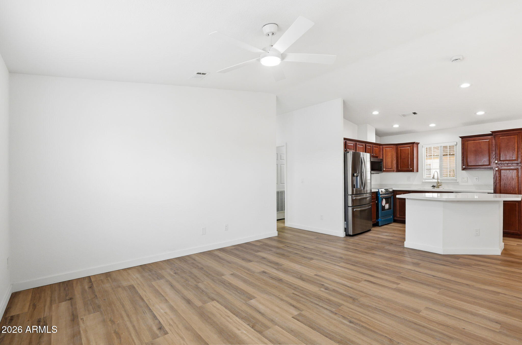 3104 E Broadway Road 125
