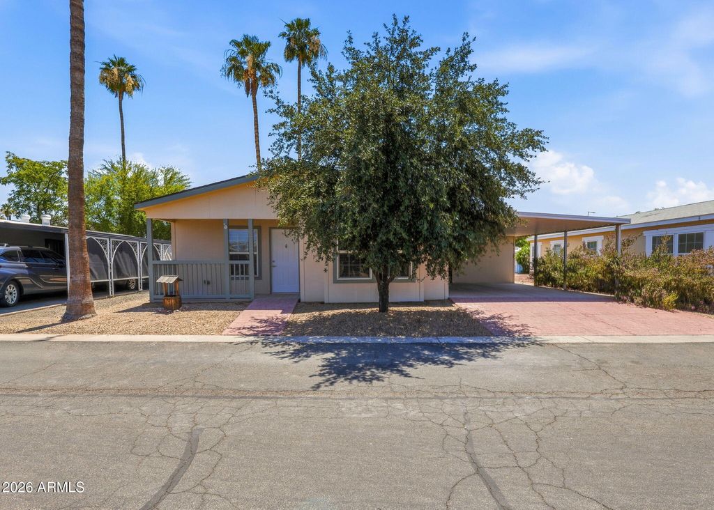 Photo of 3104 E Broadway Road #125, Mesa, AZ 85204 (MLS # 7027914)