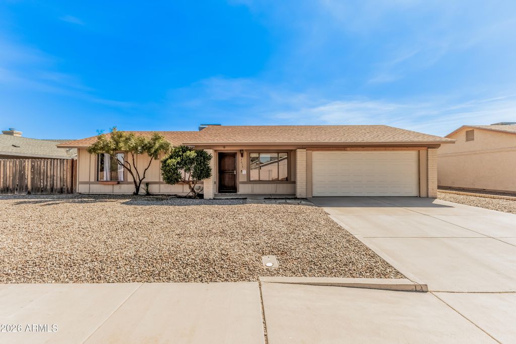 Photo of 2013 W Tulsa Street, Chandler, AZ 85224 (MLS # 7000957)