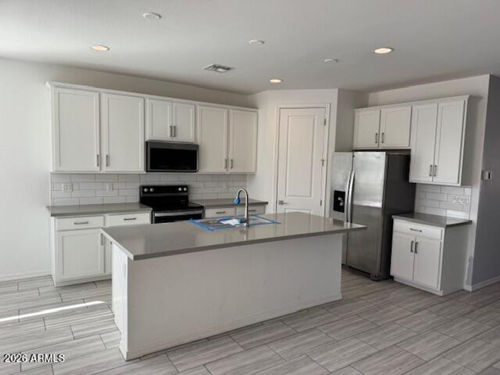 Photo of 35991 W San Clemente Avenue, Maricopa, AZ 85138 (MLS # 6977298)