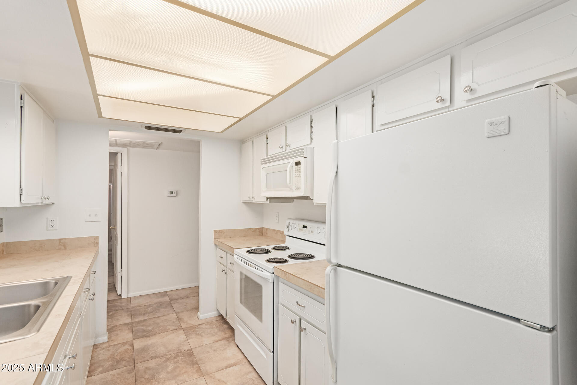 1655 E LA JOLLA Drive