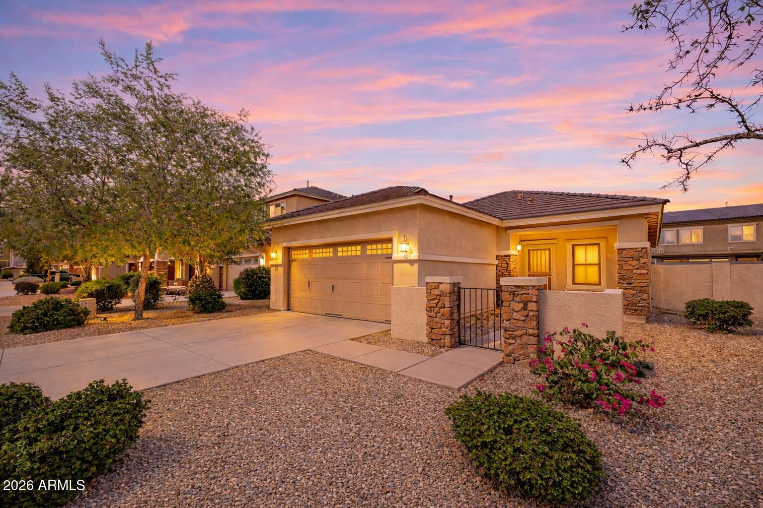 15636 W DEVONSHIRE Avenue