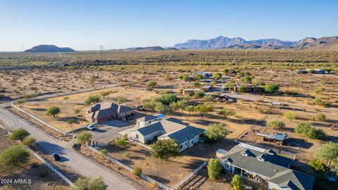 A home in Queen Valley