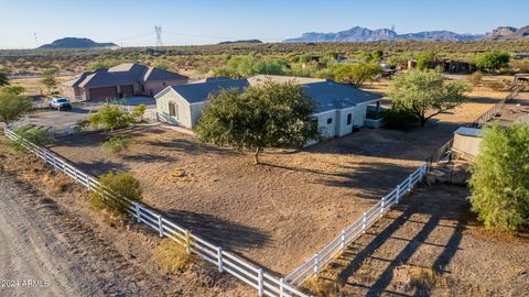 A home in Queen Valley