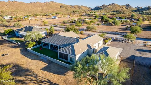 A home in Queen Valley