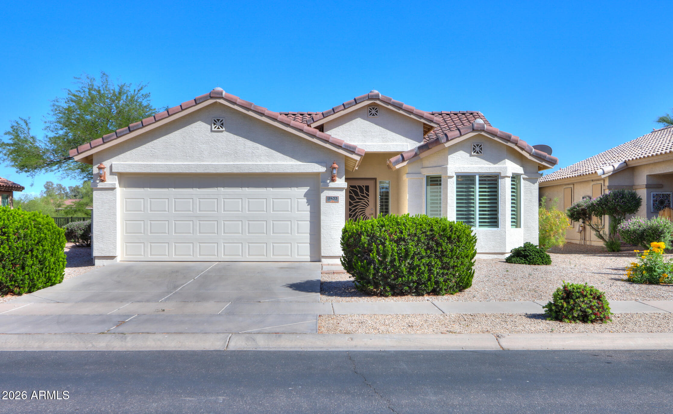 2433 E HANCOCK Trail