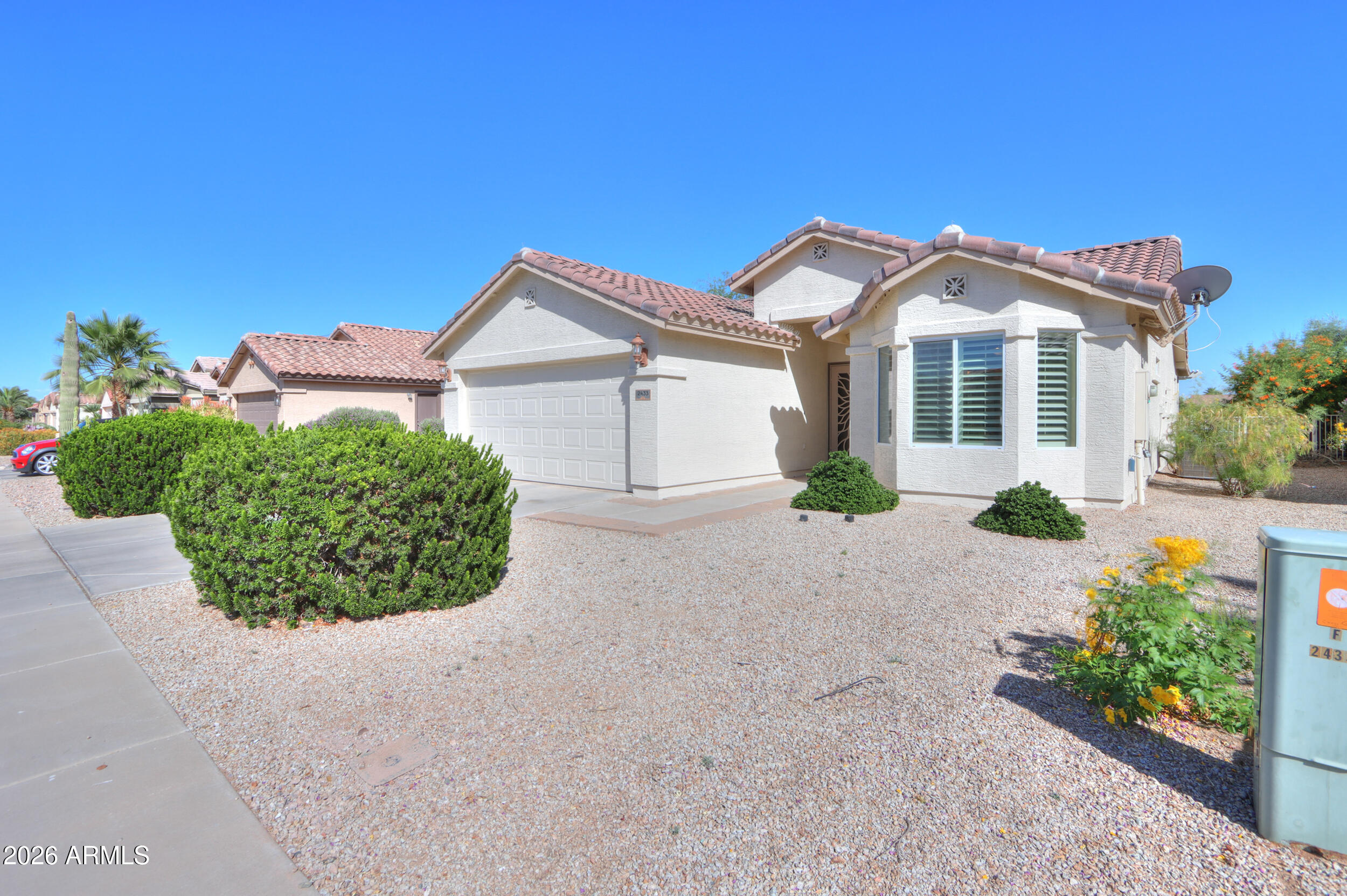 2433 E HANCOCK Trail