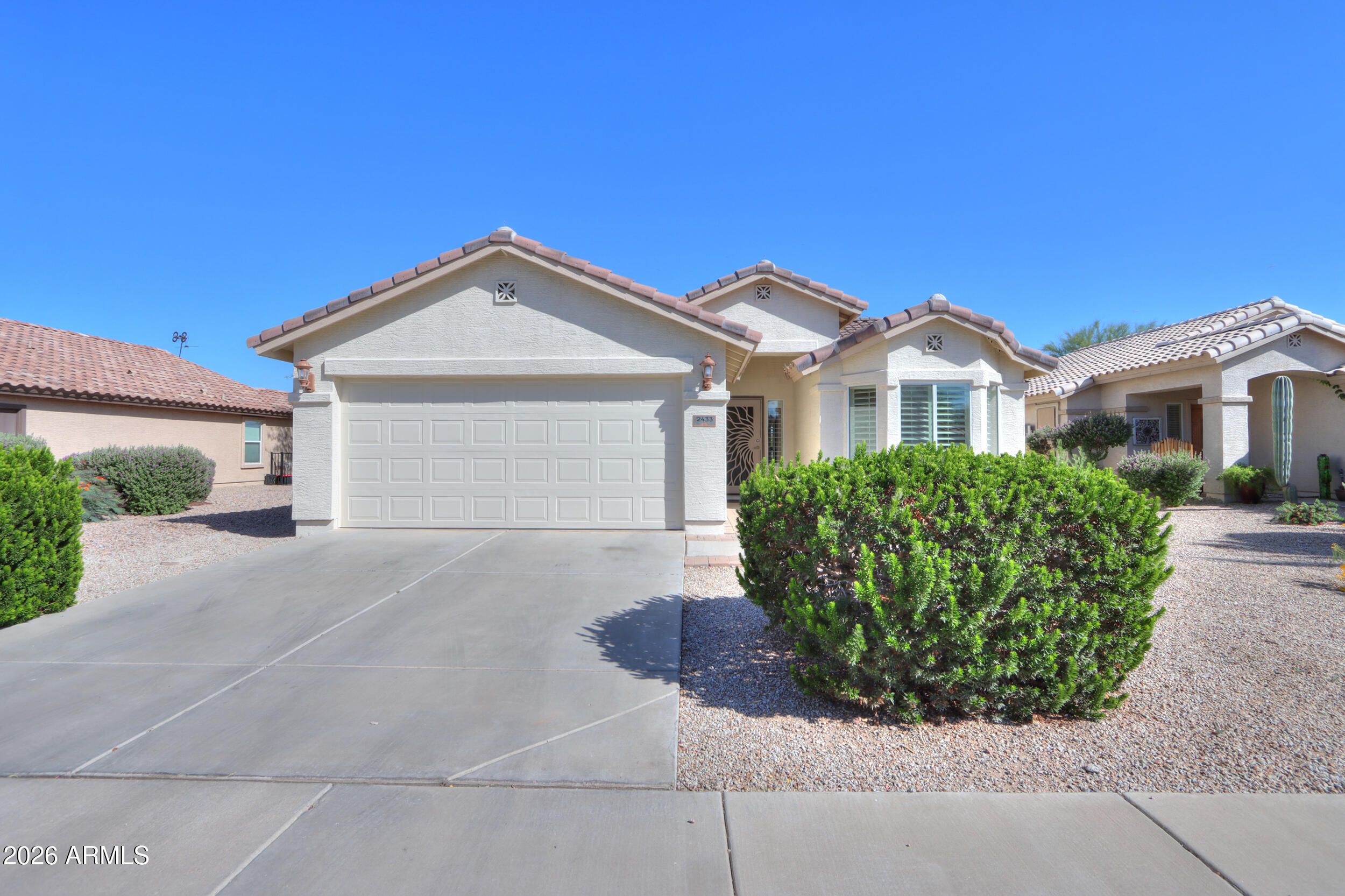 2433 E HANCOCK Trail