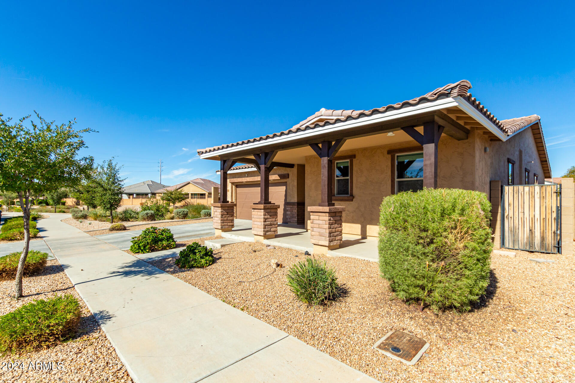 22510 E VIA LAS BRISAS --