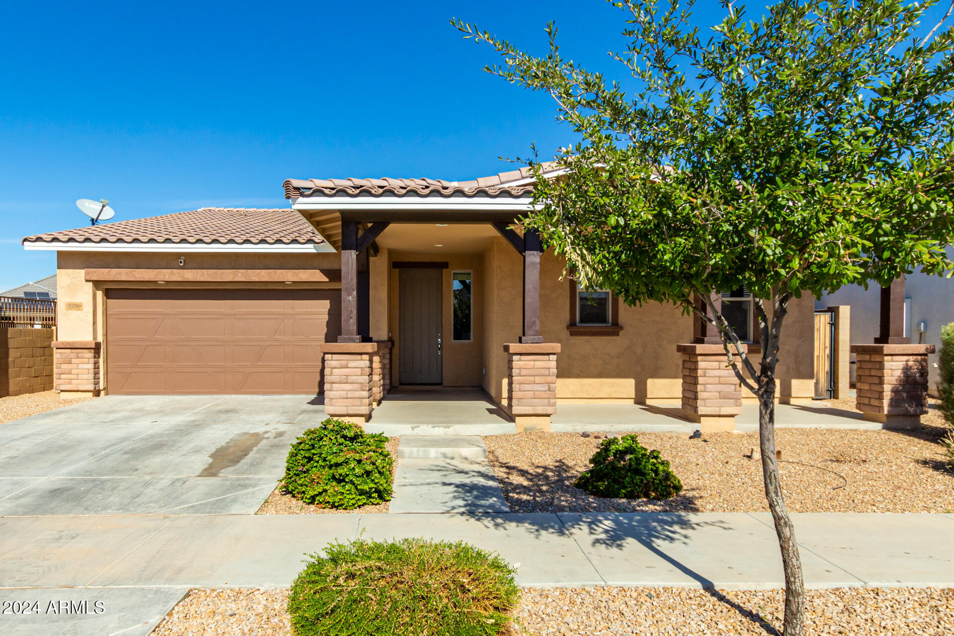 22510 E VIA LAS BRISAS --
