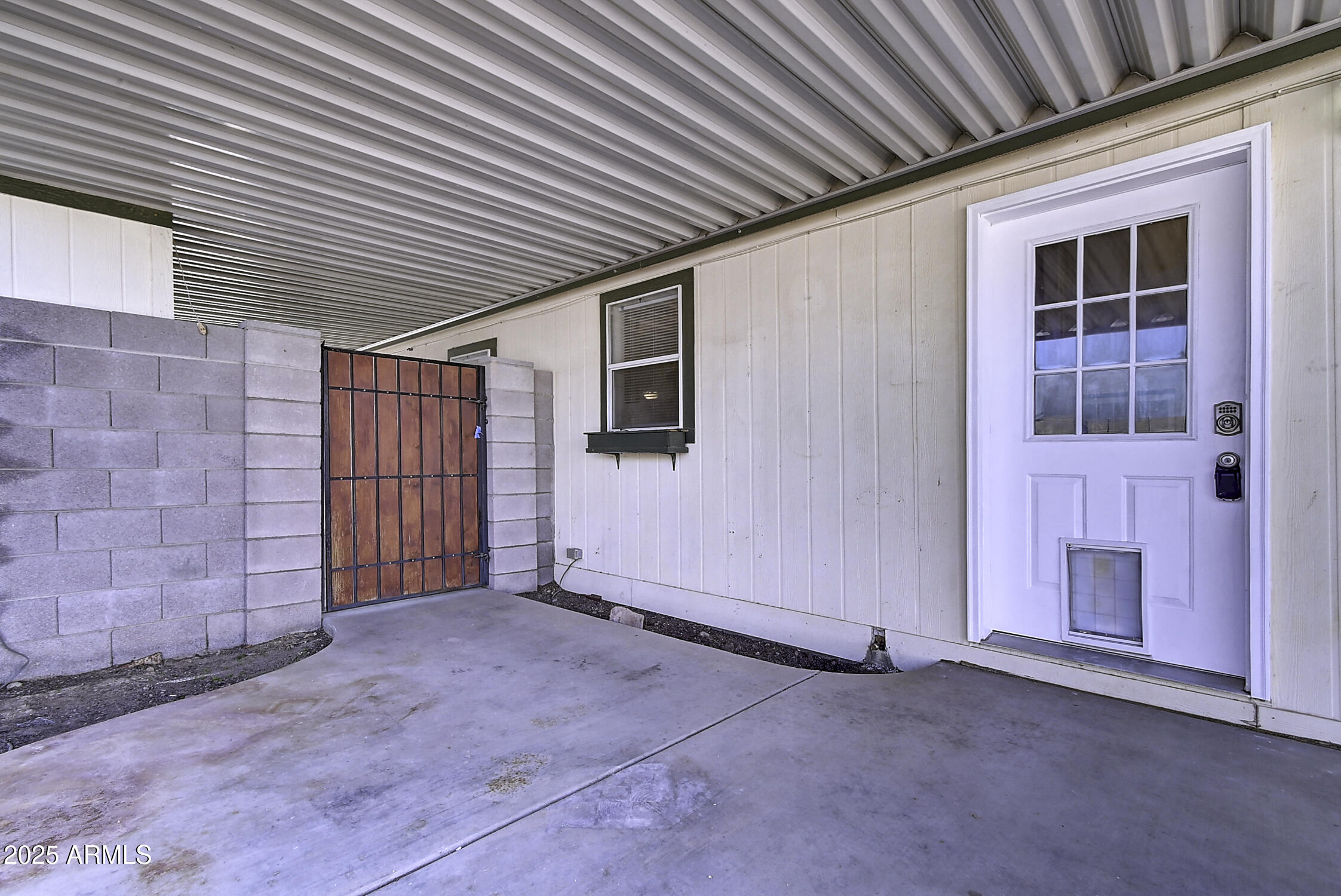 8601 N 103RD Avenue 271