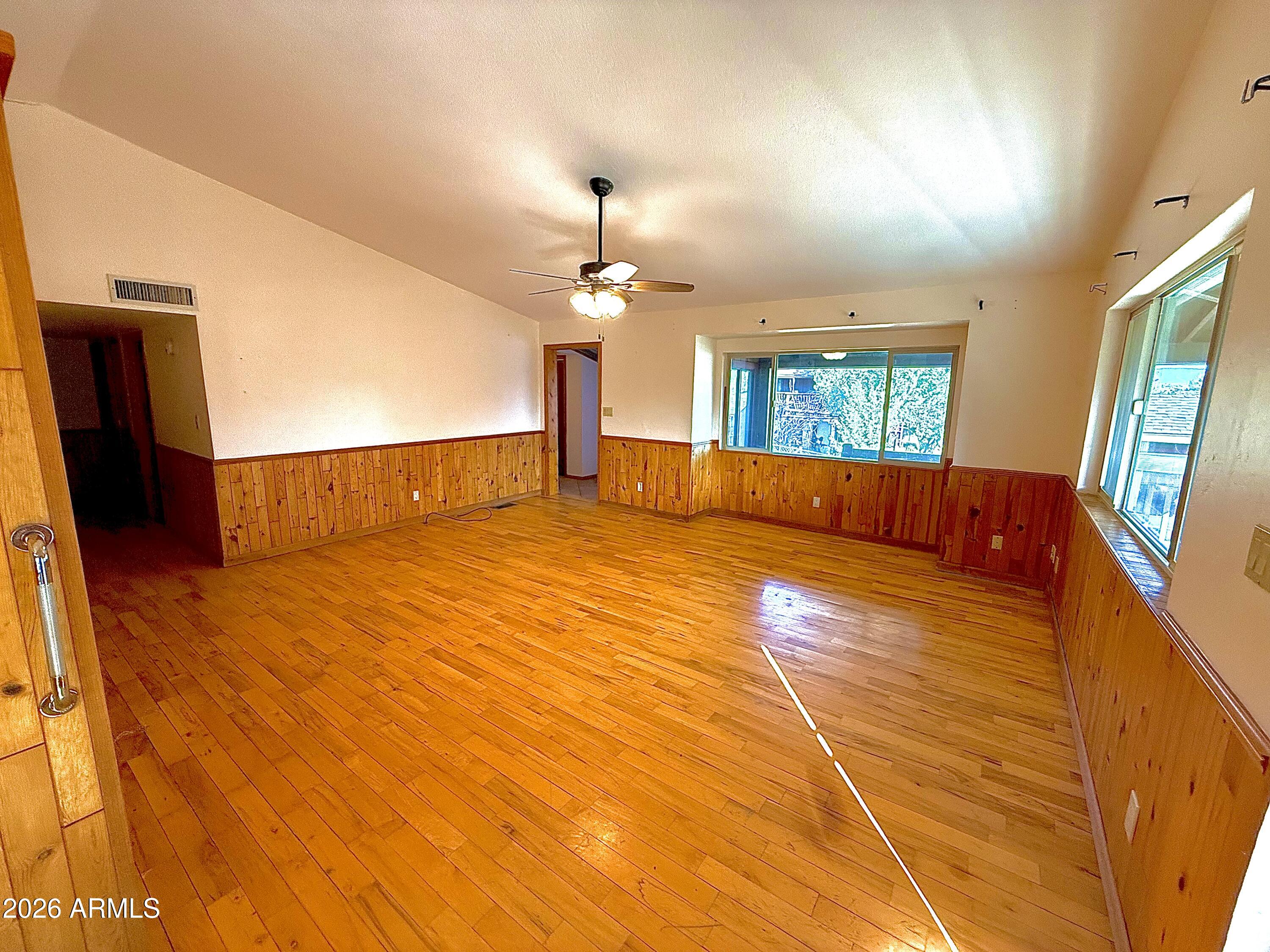 605 N BOBBY JONES Drive