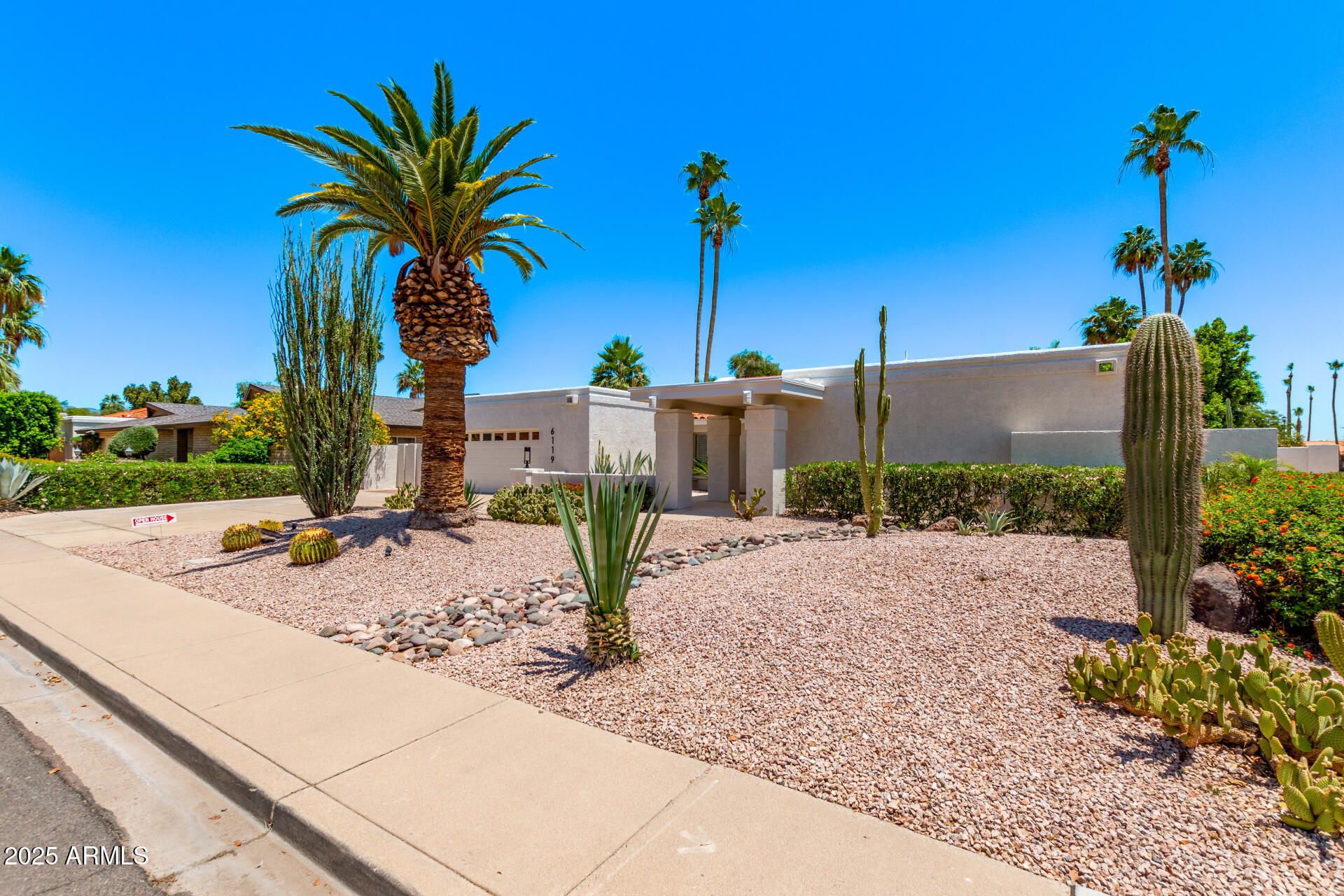 6119 E SANDRA Terrace
