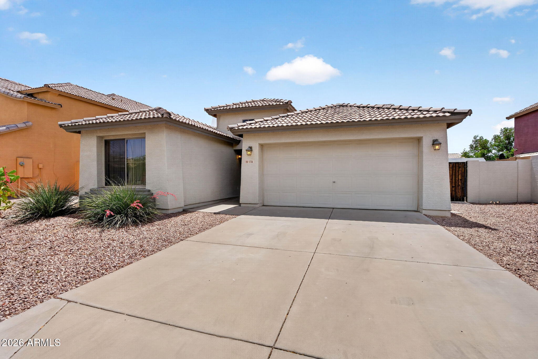 1731 W SAINT CATHERINE Avenue