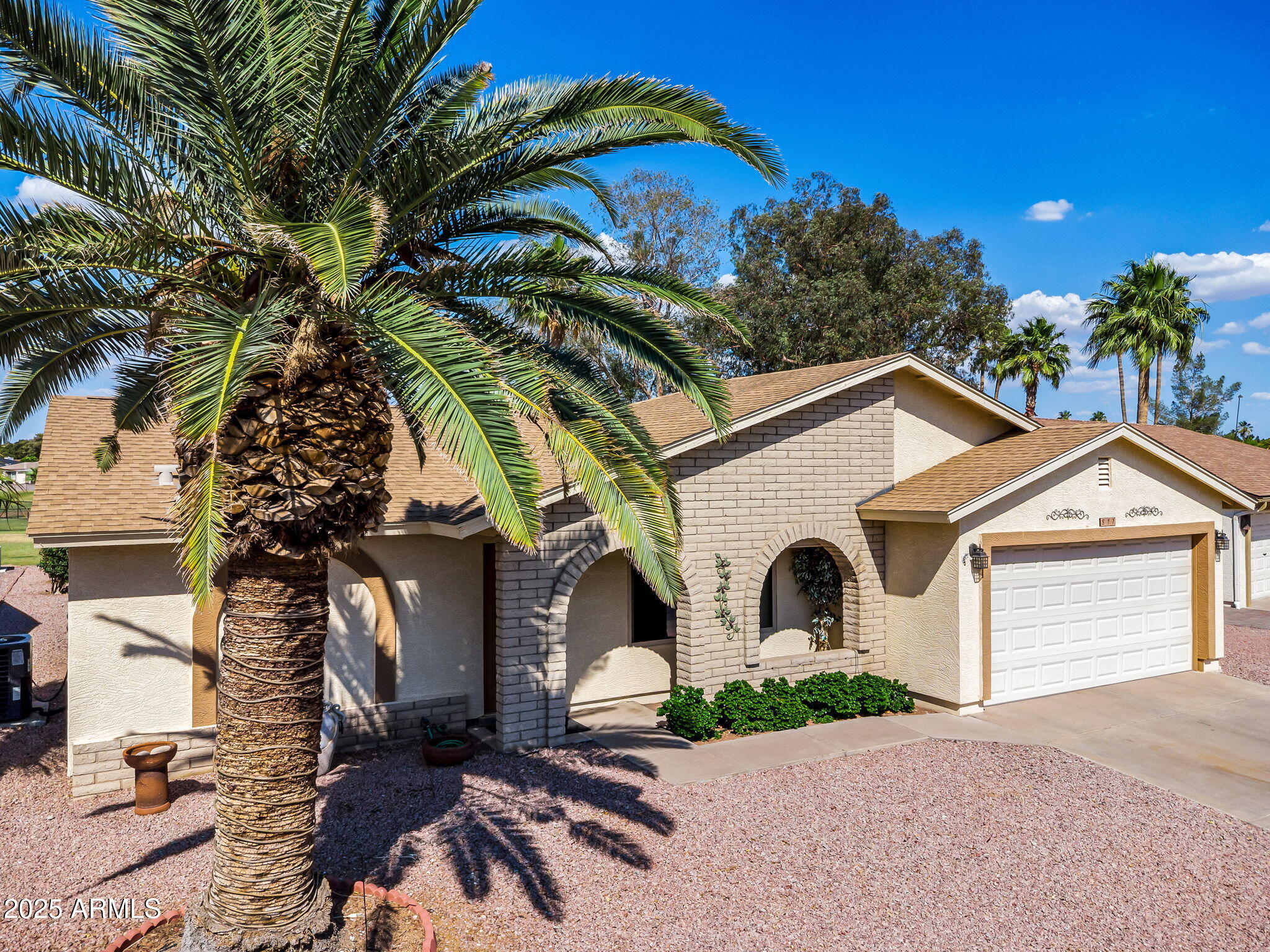 811 S 79TH Way
