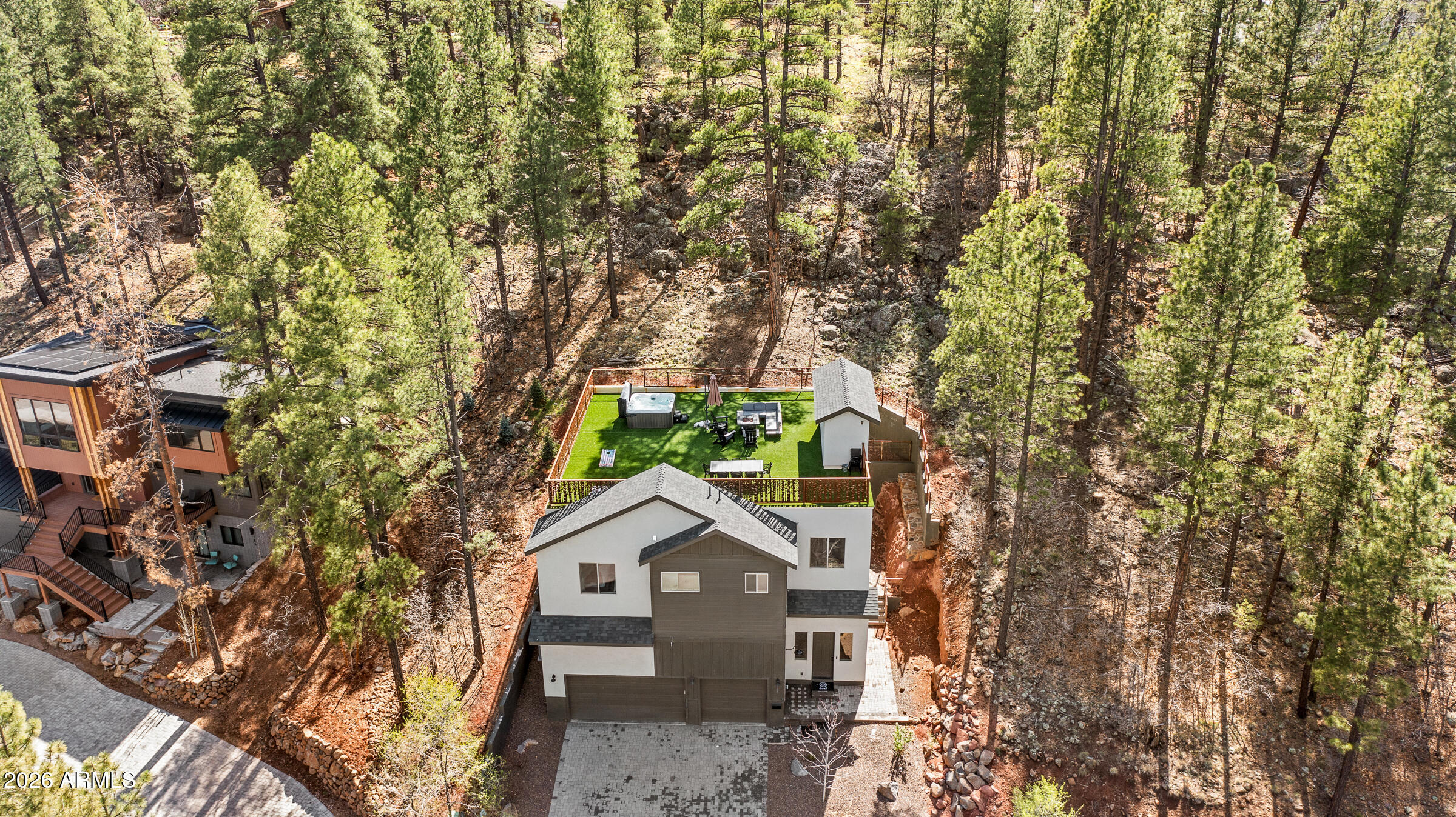 789 N Forest View Drive