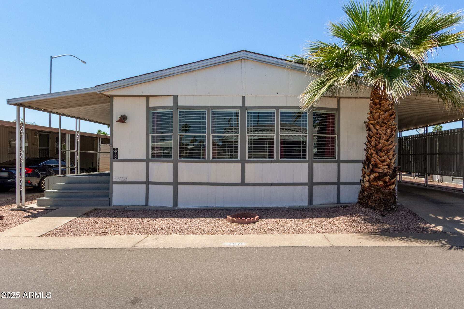 205 S HIGLEY Road 300