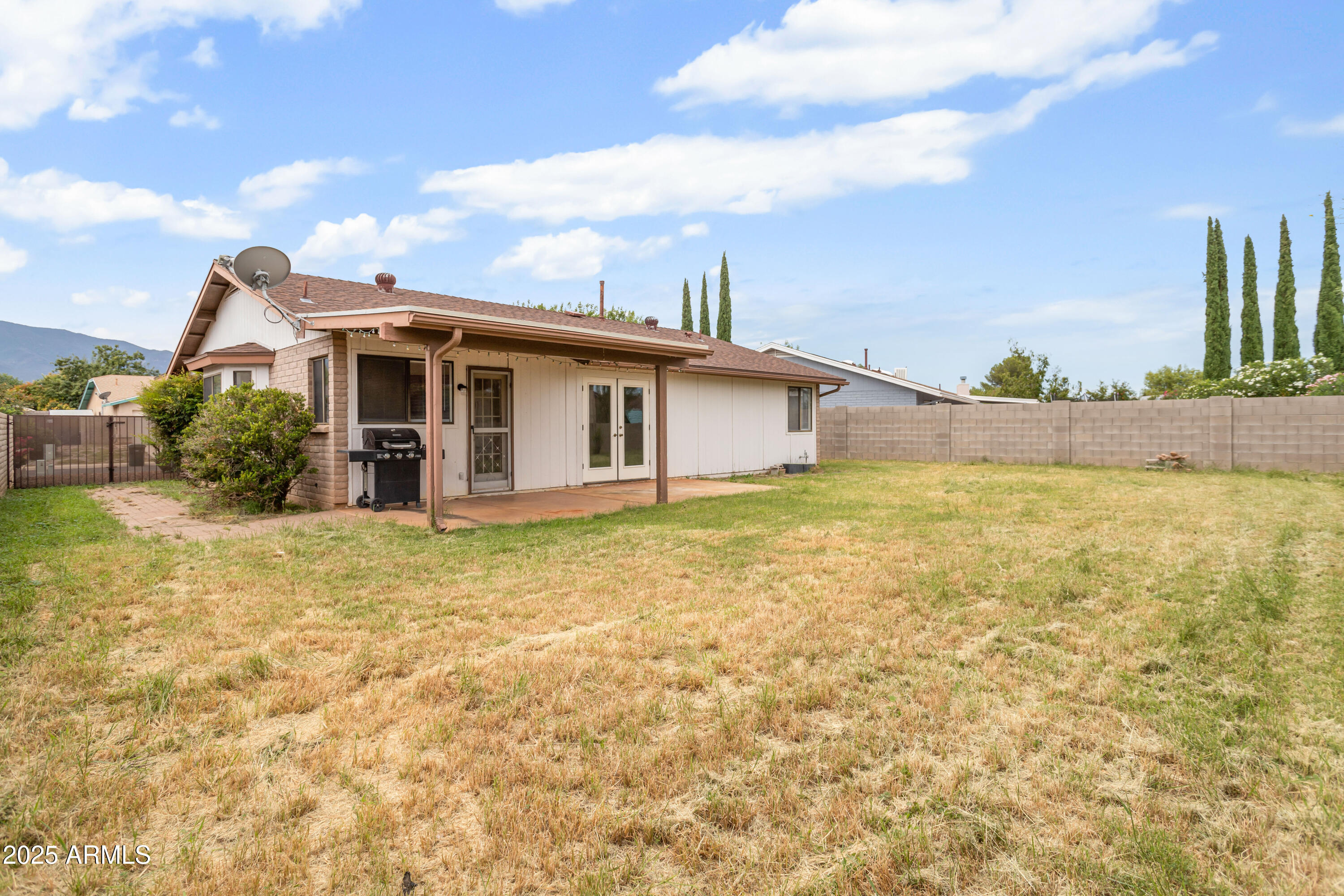 EAGLE RIDGE - Residential