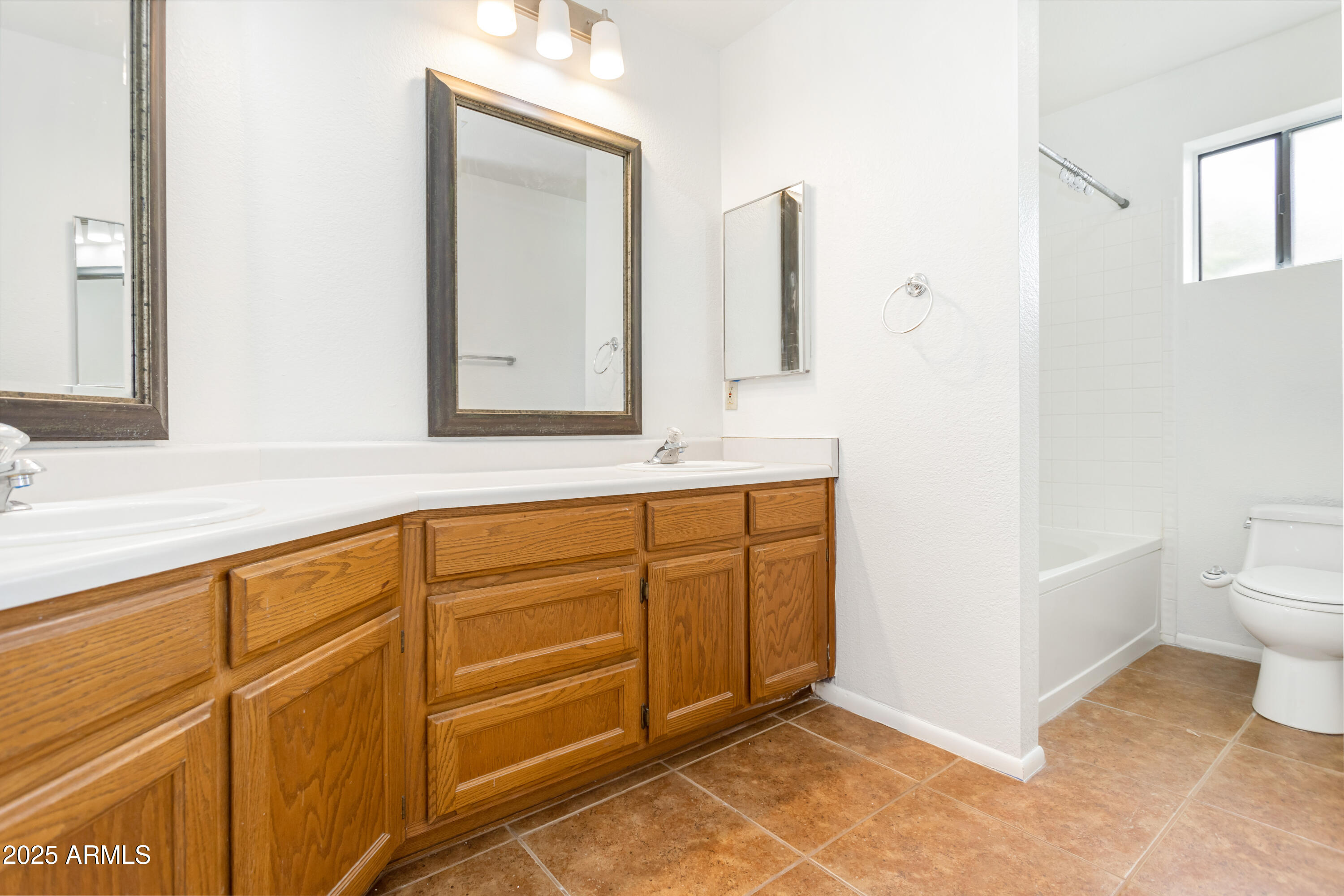 EAGLE RIDGE - Residential