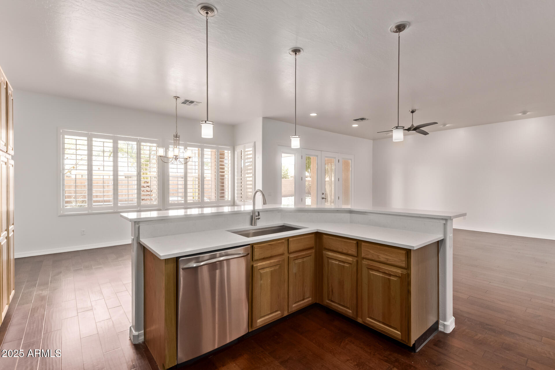 279 W STIRRUP Lane