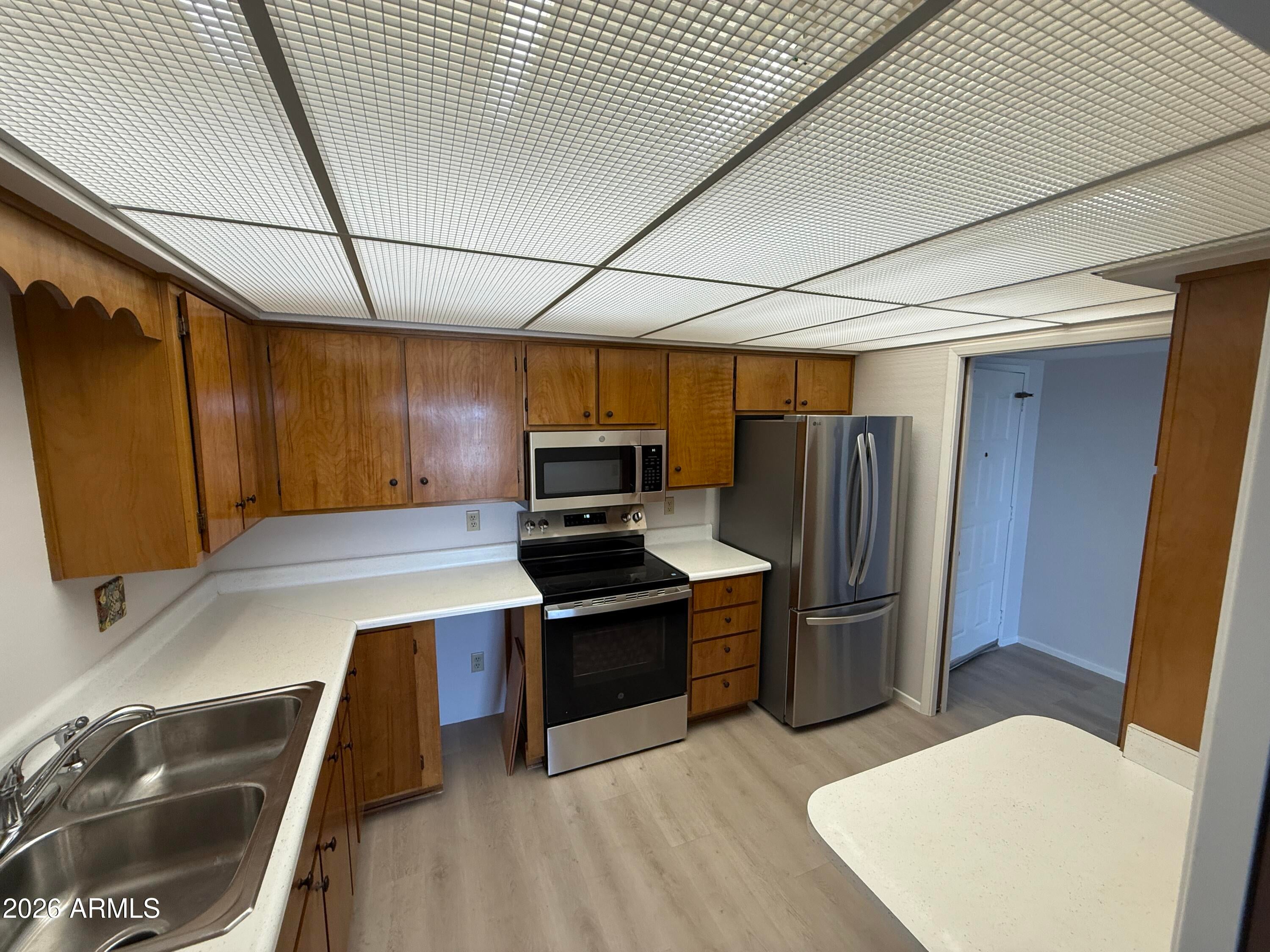 425 S PARKCREST -- 342