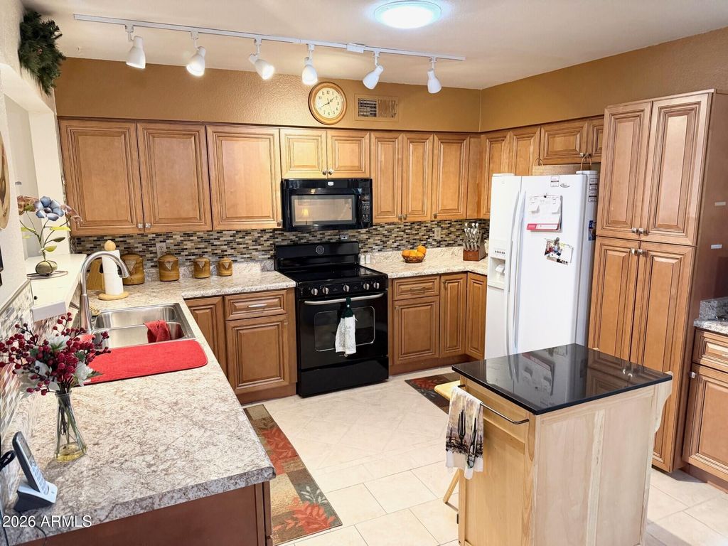 Photo of 849 S Park View Circle, Mesa, AZ 85208 (MLS # 6970207)