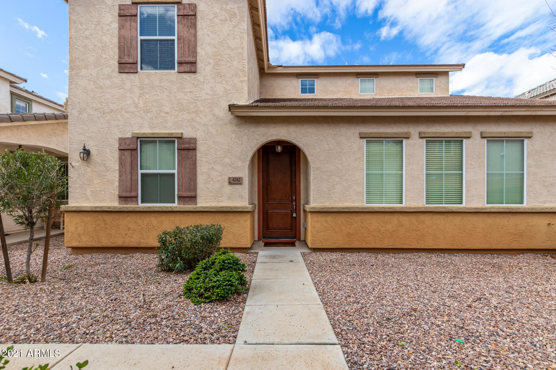 4262 E Carla Vista Drive