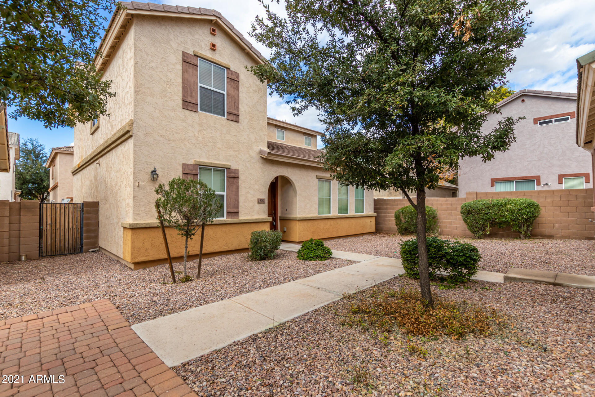 4262 E Carla Vista Drive