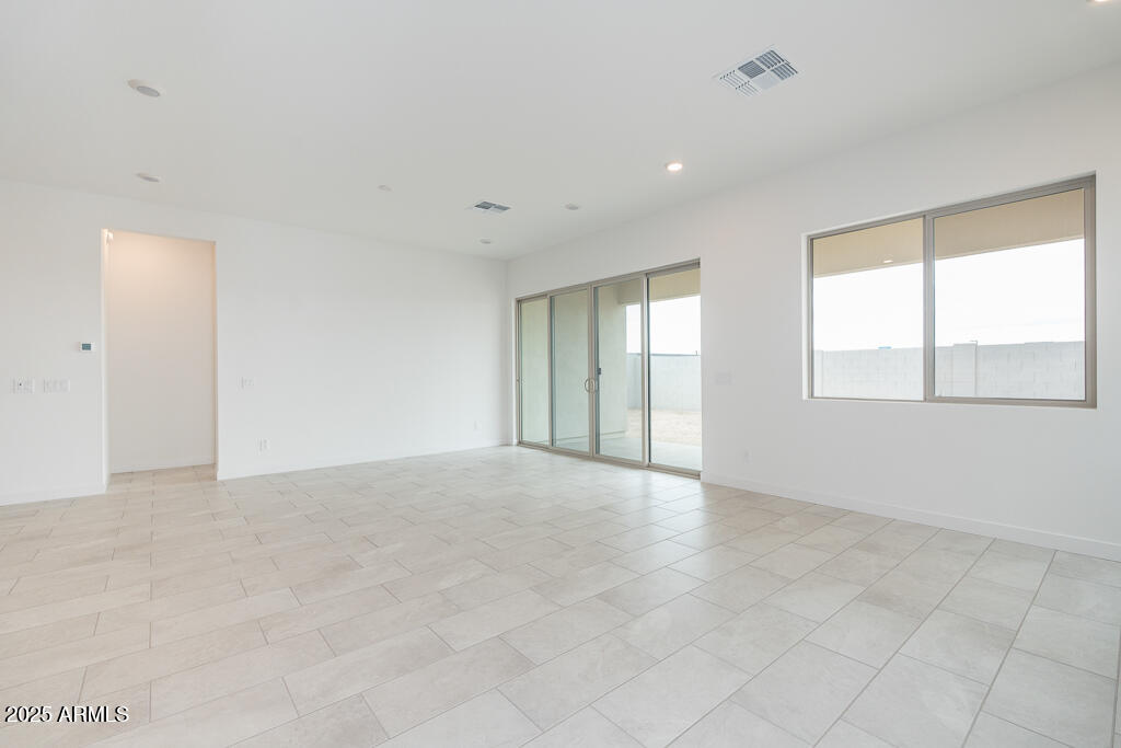 2226 E Foremaster Road