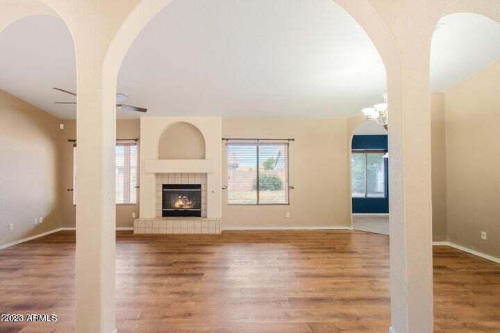CANYON DE FLORES PHASE 2B - Residential Lease