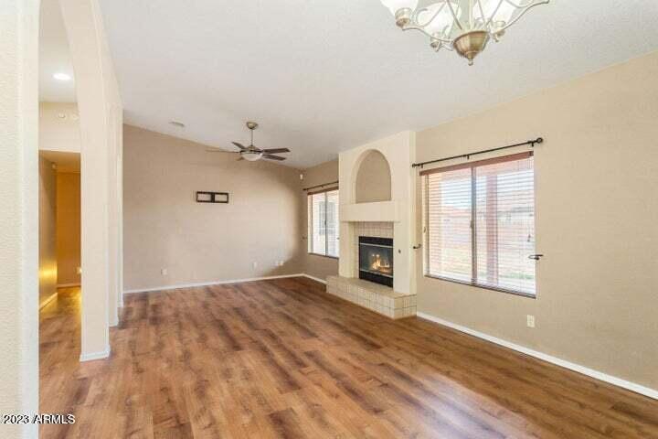 CANYON DE FLORES PHASE 2B - Residential Lease