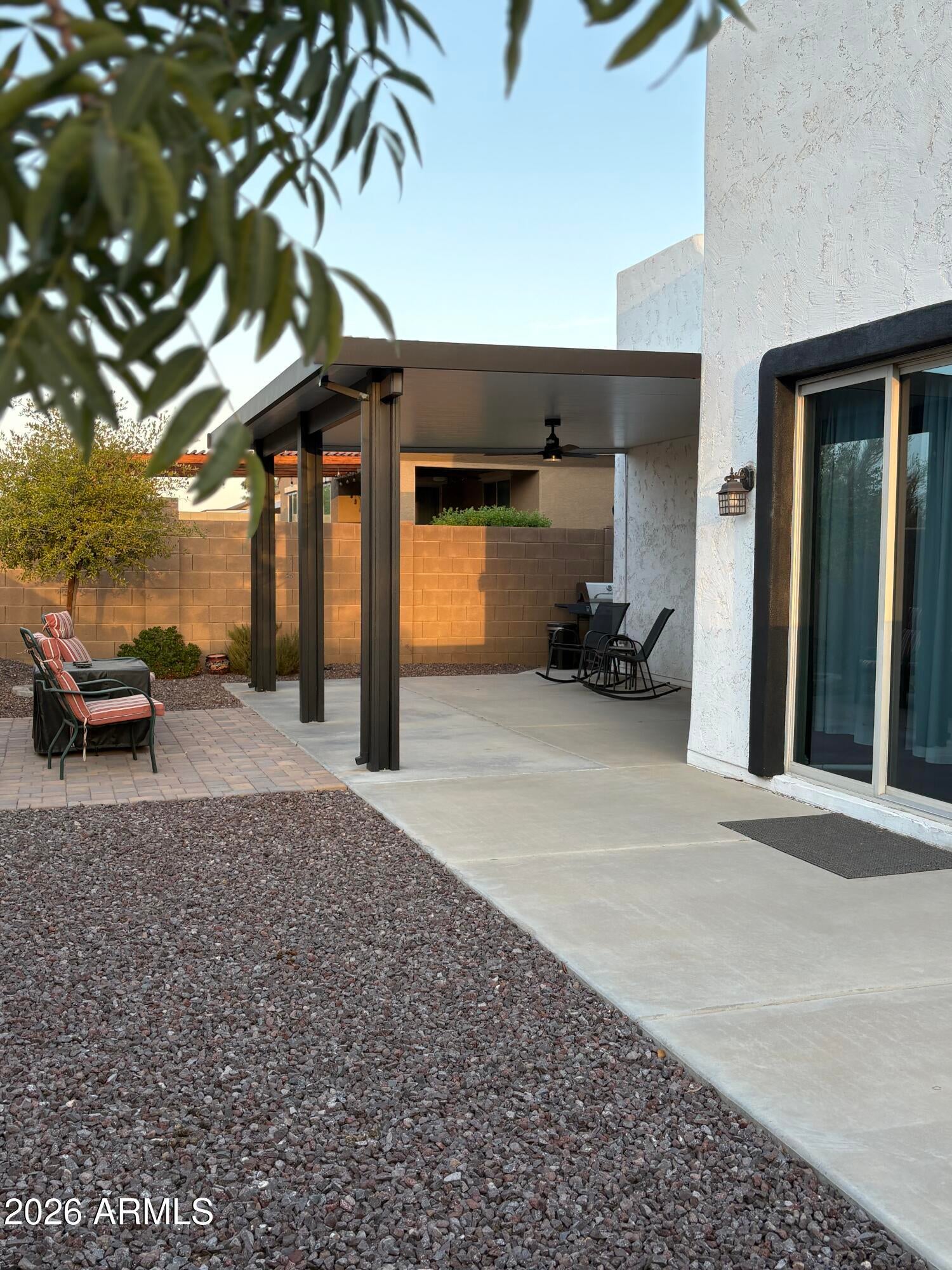 3932 W SALTER Drive
