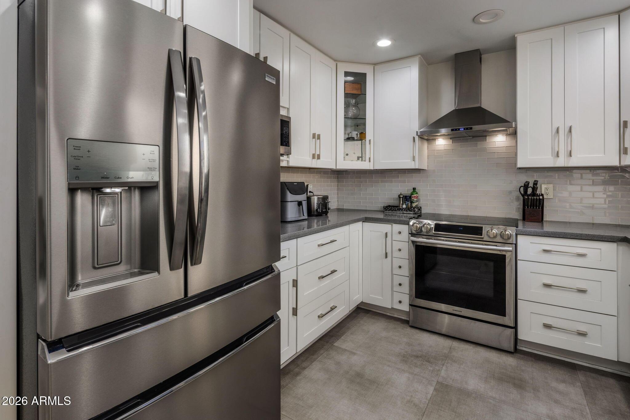 8633 E Monterosa Avenue