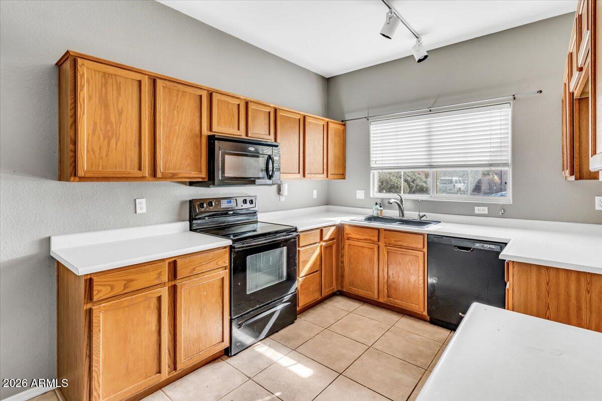 9304 W GOLD DUST Avenue