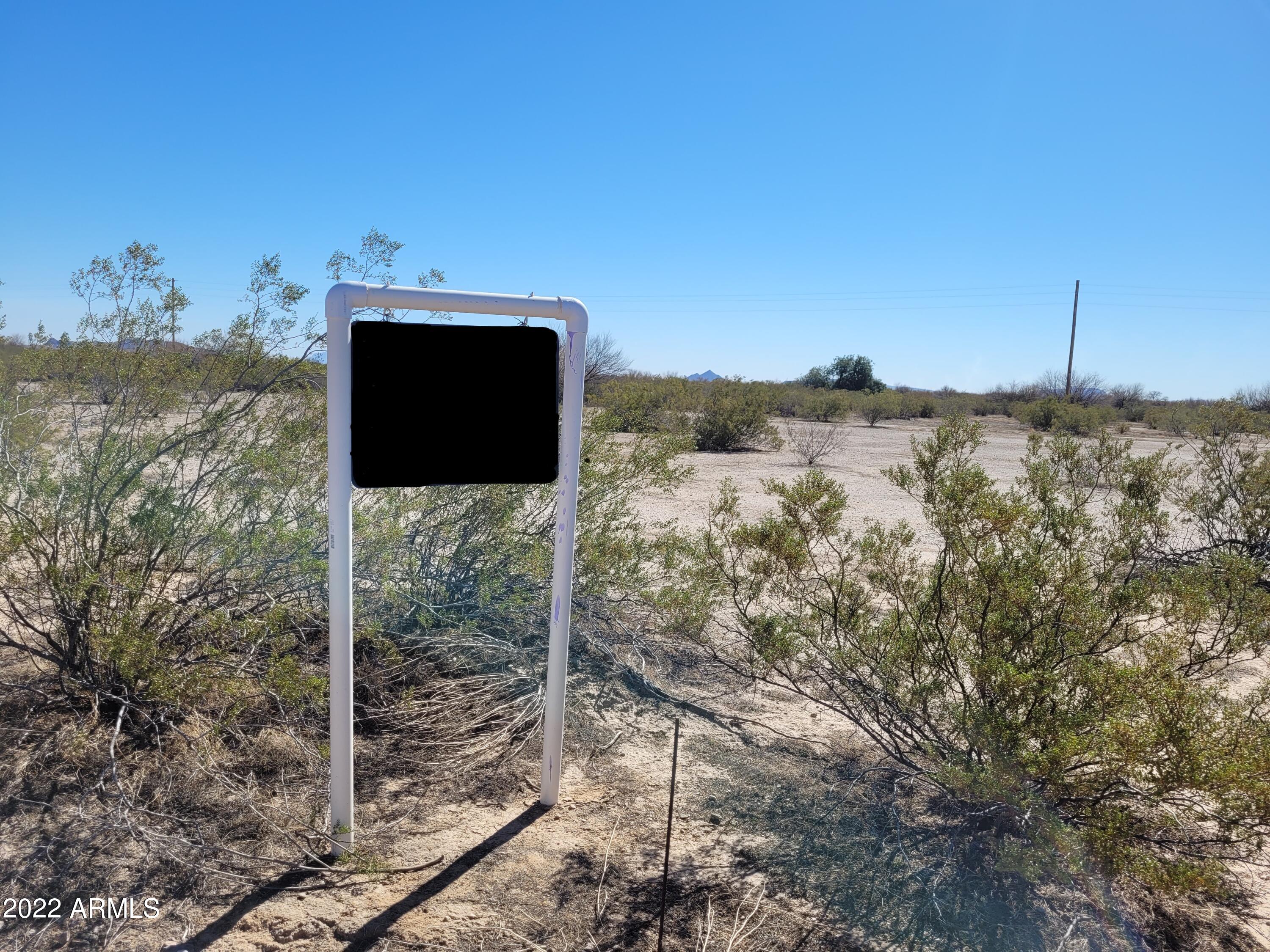 5119X W Tonto Street -