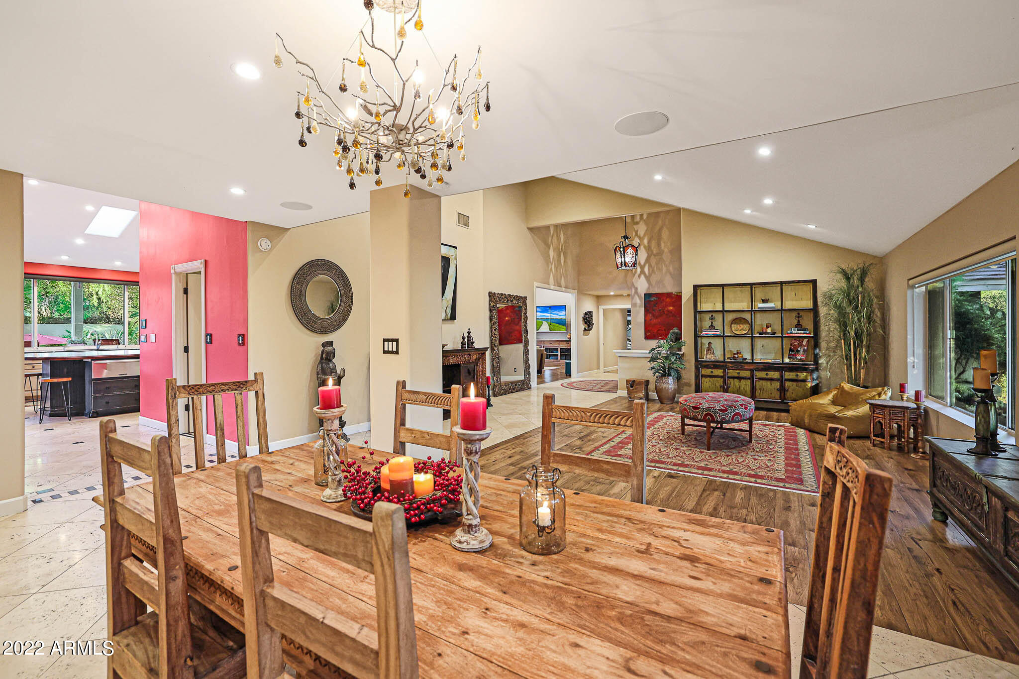 Vista Los Arcos - Residential