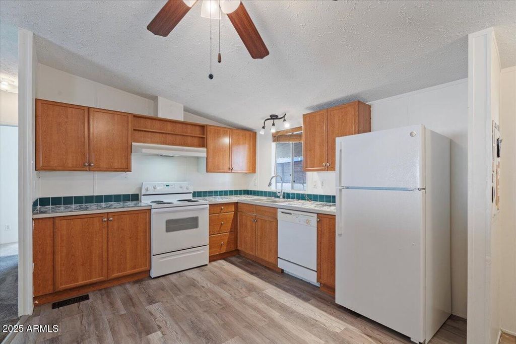 Photo of 2121 N Center Street #47, Mesa, AZ 85201 (MLS # 6931040)
