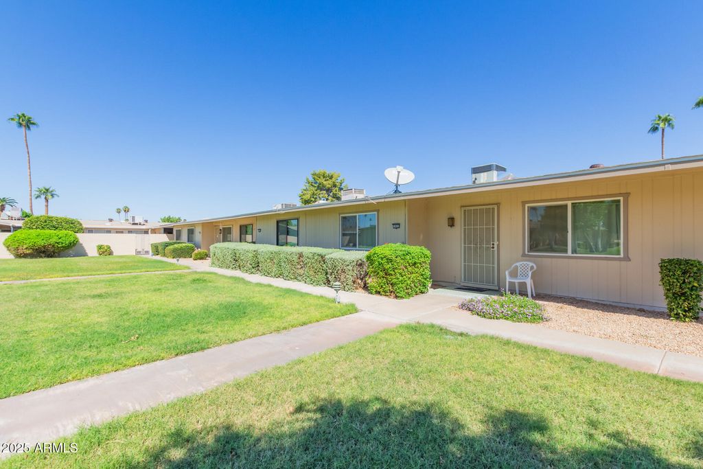 Photo of 10922 W Santa Fe Drive, Sun City, AZ 85351 (MLS # 6928654)