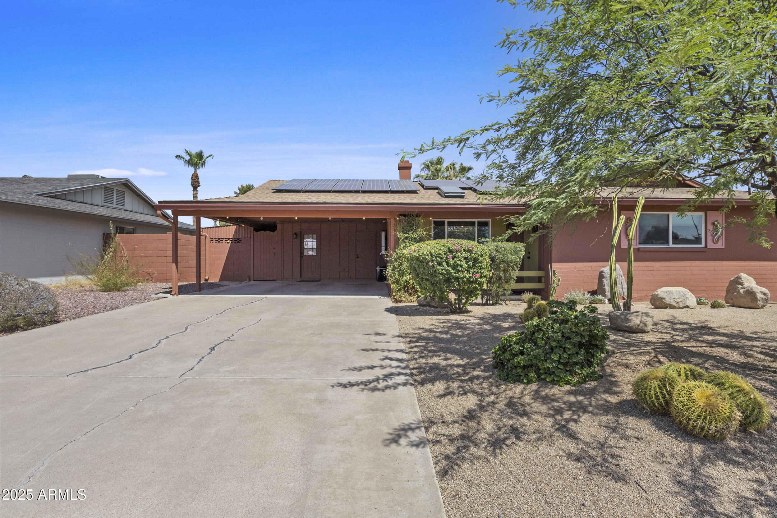 2637 S HOLBROOK Lane
