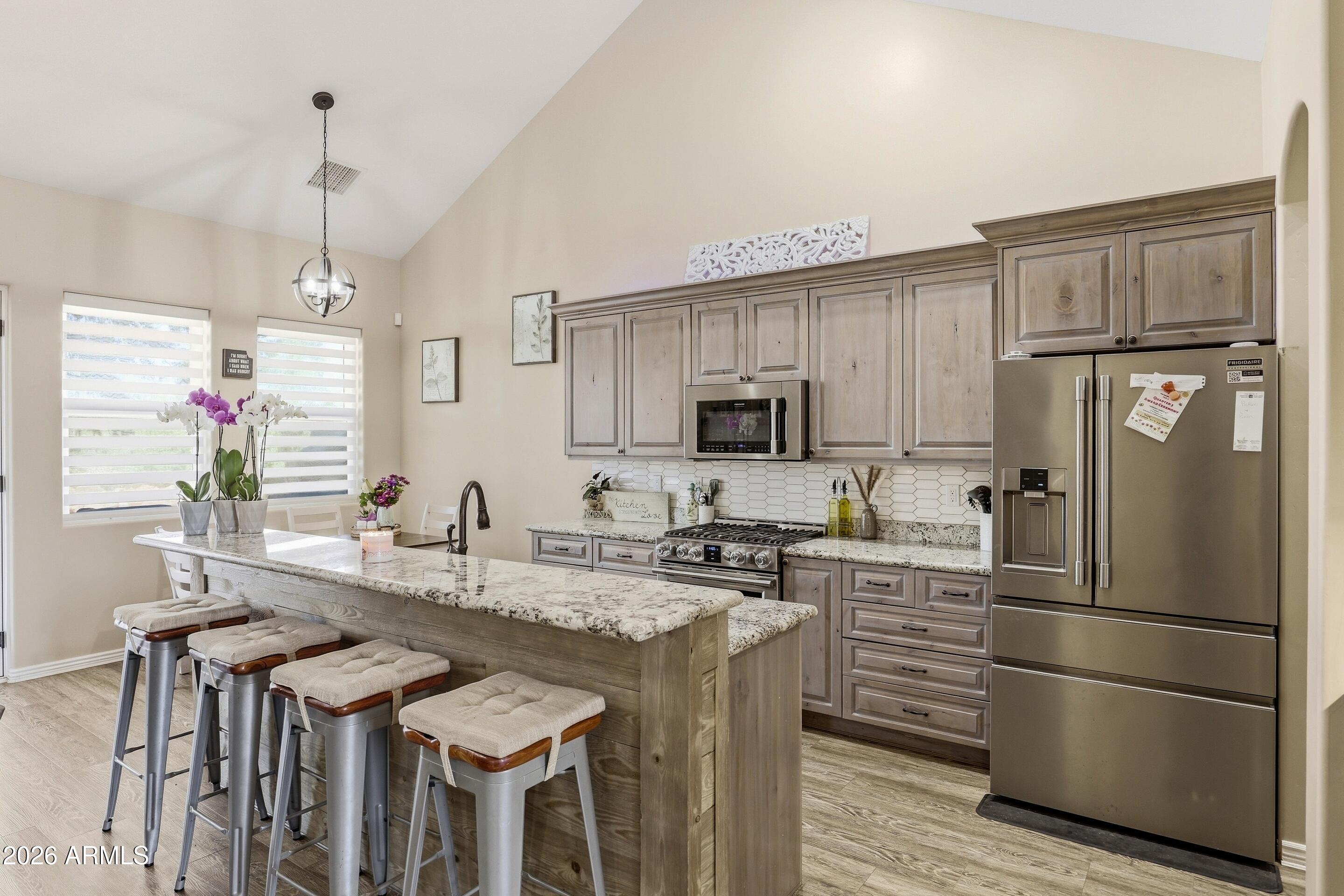 1206 E Bolivar Street